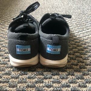 Lightly worn Toms sneakers